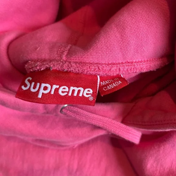Supreme Hot Pink Hoodie with Green Box Logo - Picture 2 of 7